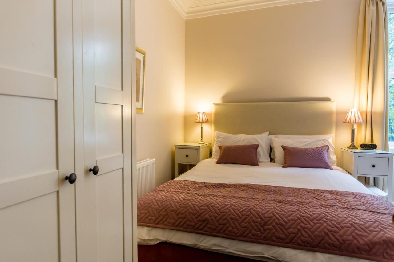 Apartemen Longfield House *